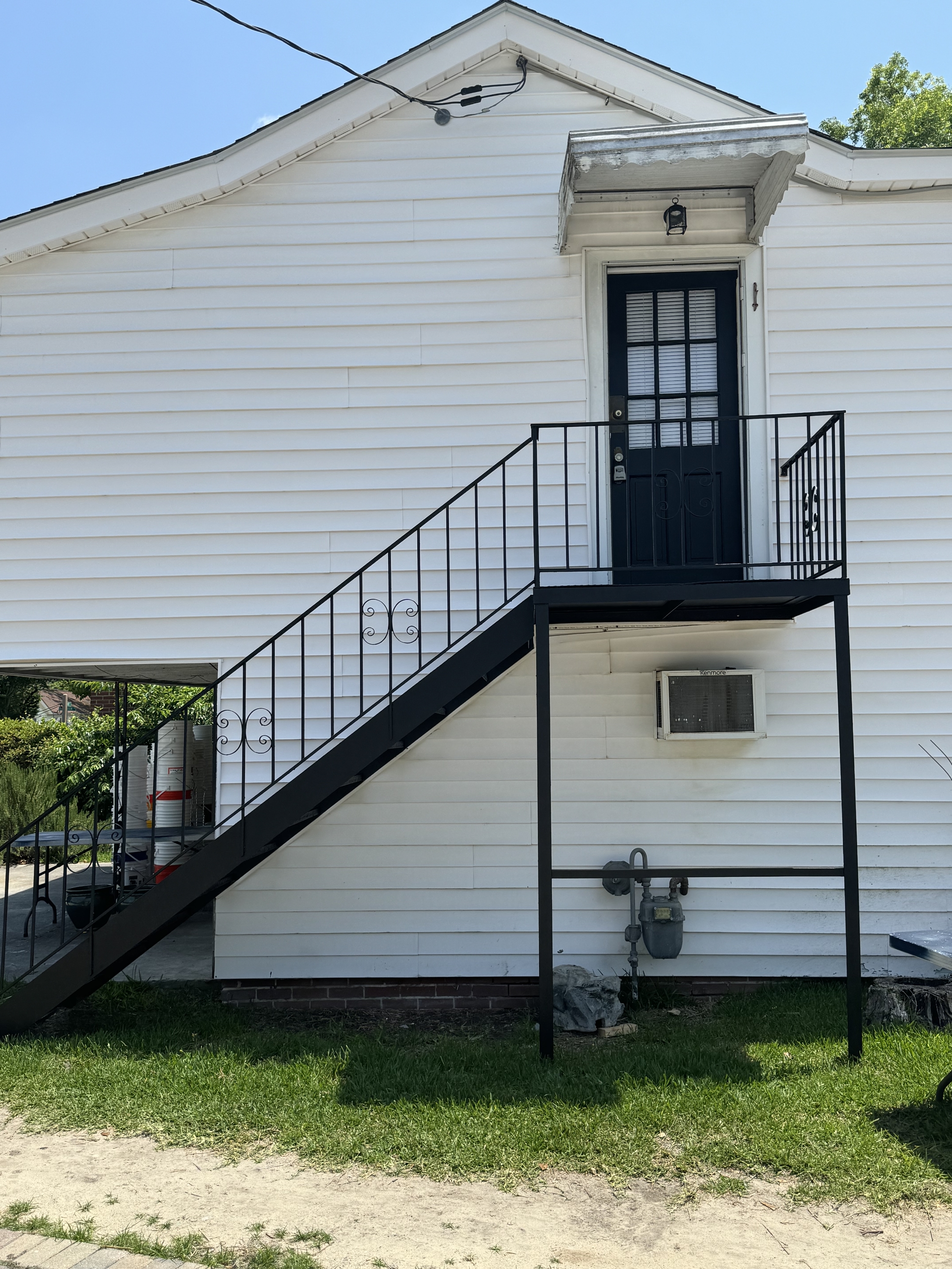204 South Zetterower Avenue
